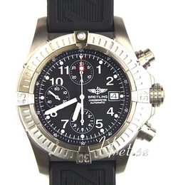 Breitling Chrono Avenger Czarny/Guma Ø44 mm 865